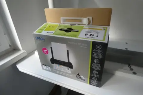 EPSON WF-100W