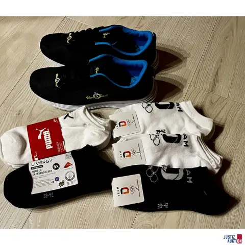Zapatillas y calcetines