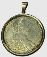 硬币吊坠，银，玛丽亚·特蕾西亚塔勒，1780年，直径4.5厘米，36.18厘米
