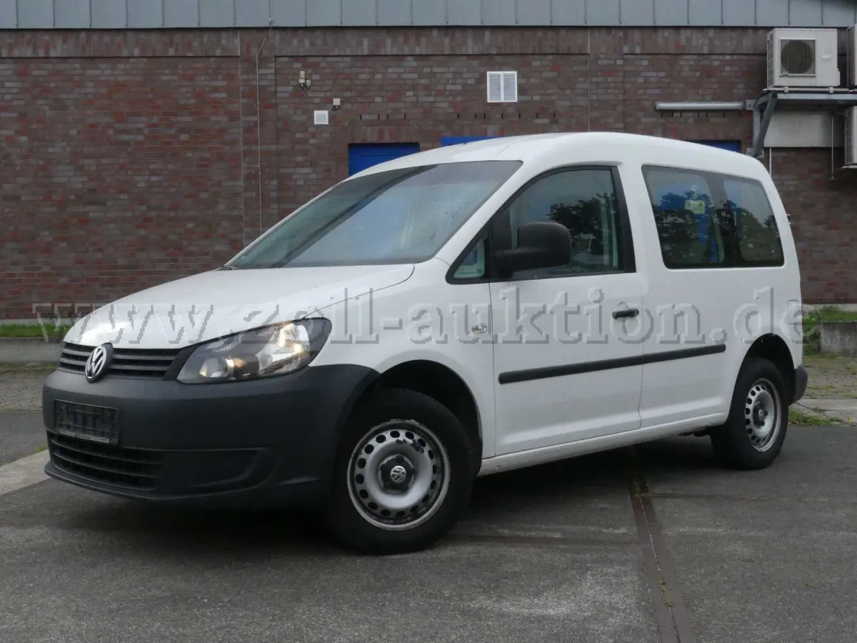 1 辆 Volkswagen Caddy 1.6 TDI Kombi - BW1-127，配件供应车
