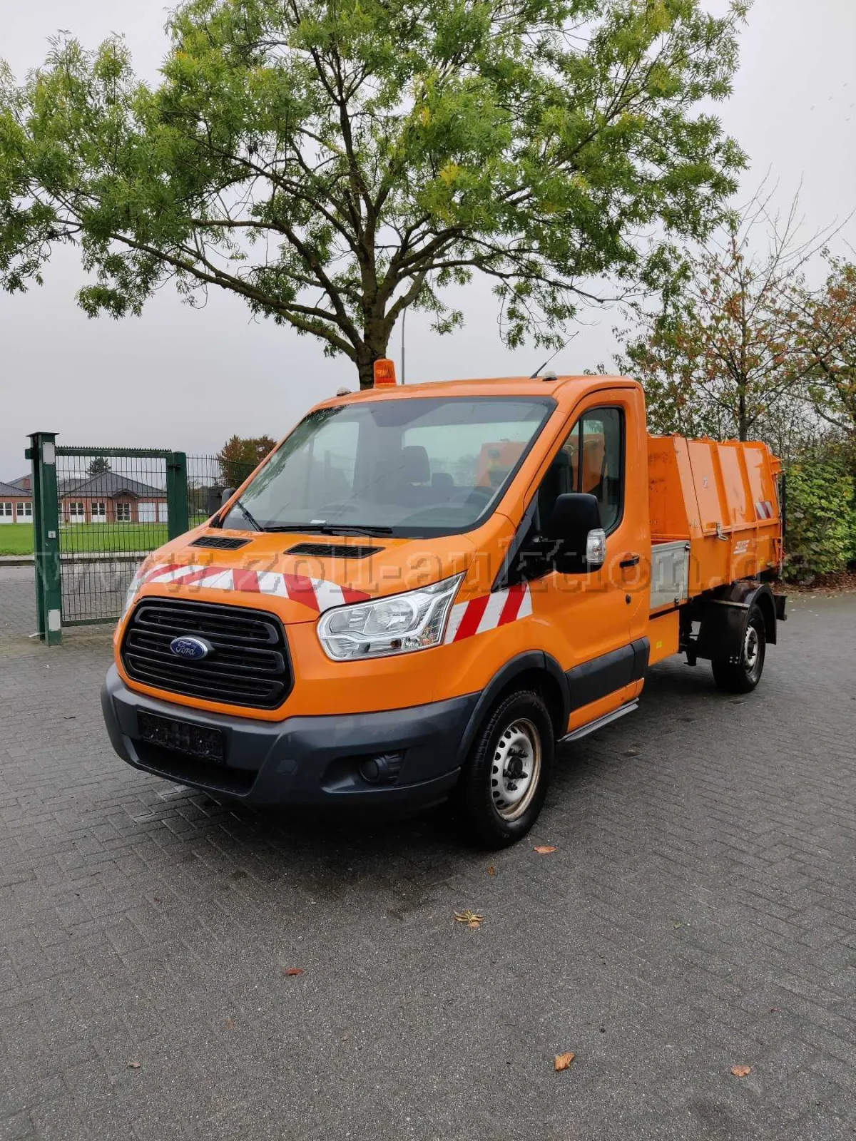 Ford Transit Custom s lisem na odpad, pro kutily