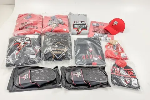 Fan-vaatesetti Berlin Thunder, 12 osaa, koko XL