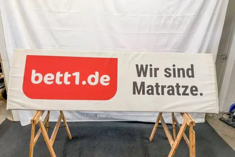 Sponsorointinauha vaahtomuovista