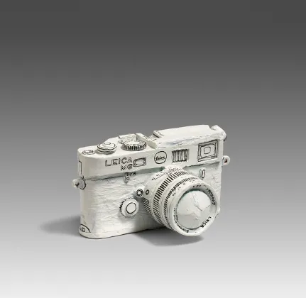 Tom Sachs, Leica