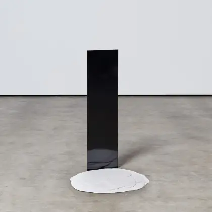 Nairy Baghramian, Zum Lumpen-Eck