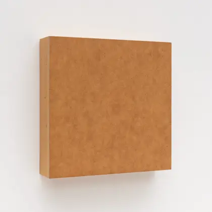 Imi Knoebel，《硬纤维板方块（致敬卡济米尔·谢韦里诺维奇·马列维奇）》