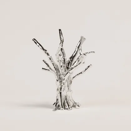 Ai Weiwei, Cedar (I)