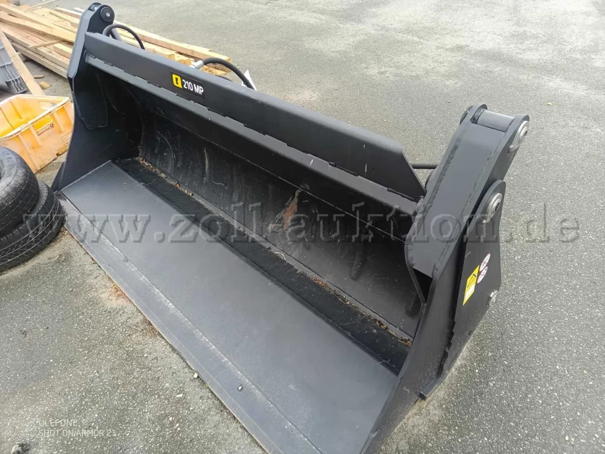 1 Alö 210 MP Euro clamshell loader bucket