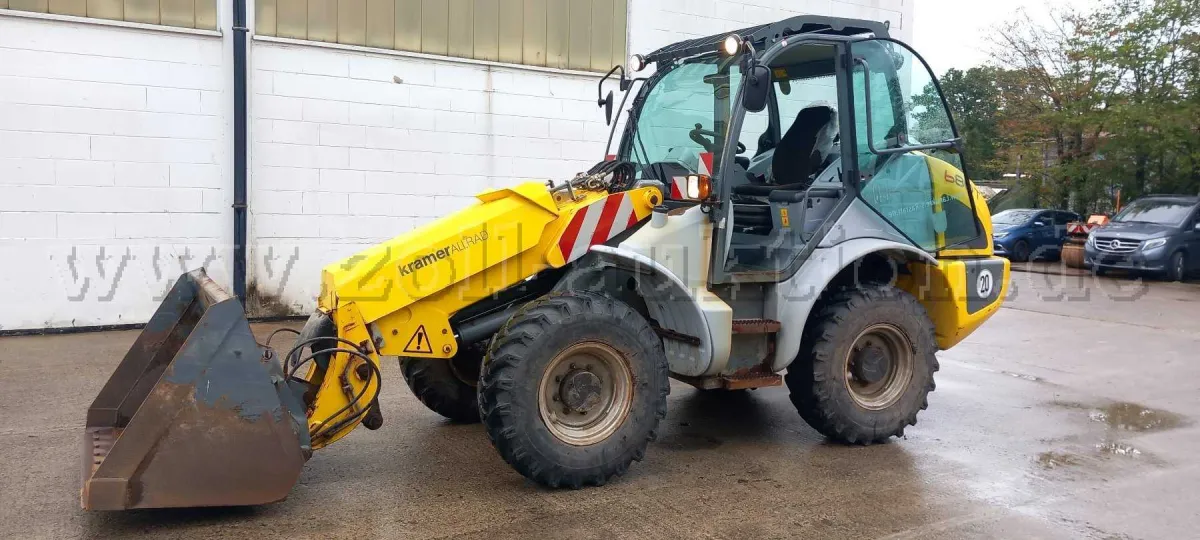 1 încărcător frontal Kramer 680 T/351