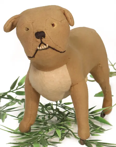 STEIFF – licht vilten buldog