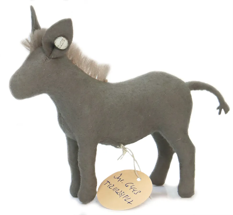 STEIFF – monster ezel