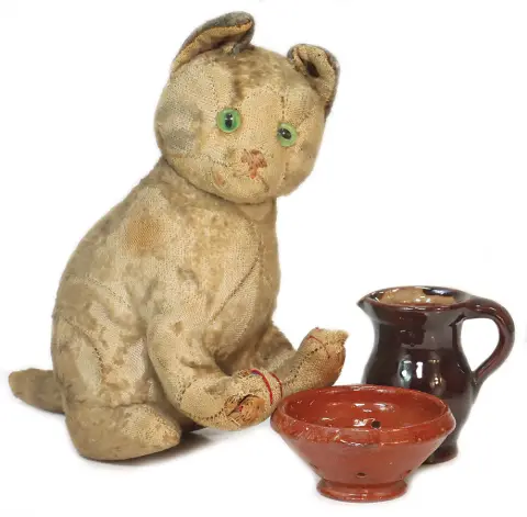 STEIFF – Chat assis