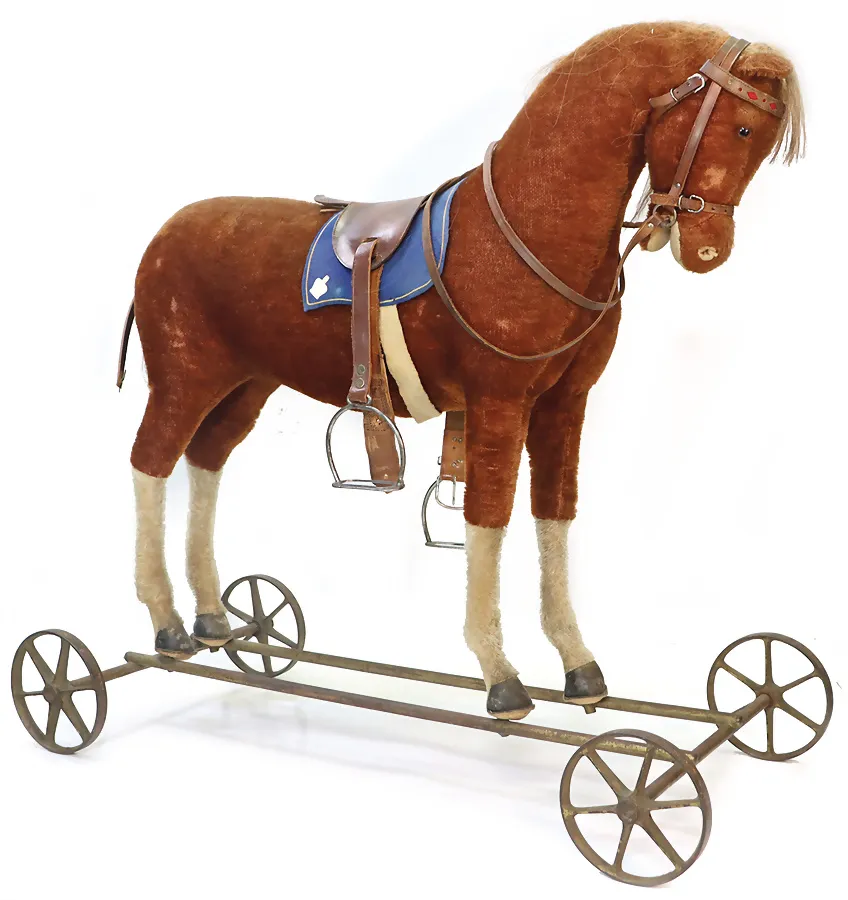 Steiff – rare cheval de cirque Steiff sur support métallique avec rails de liaison