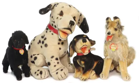 Steiff – 4 chiens Steiff
