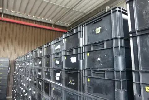 Raklap műanyag ládák