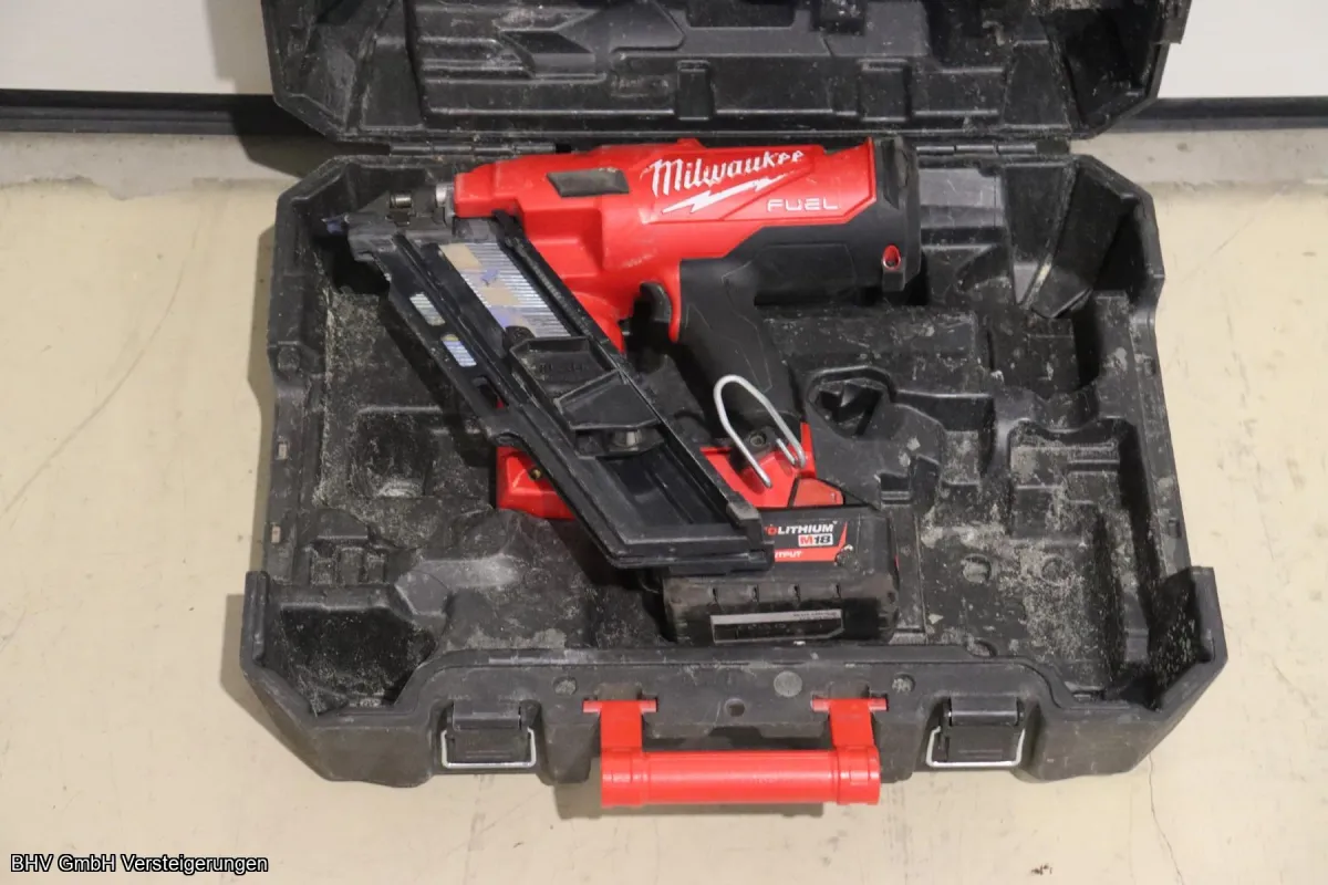 Akülü çivi tabancası Milwaukee M 18 FFN