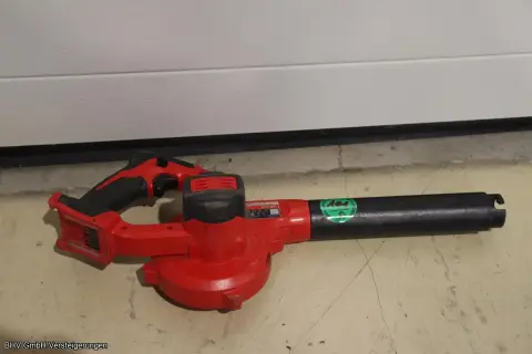 Akülü üfleyici Milwaukee M18 BBL