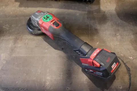 Akülü avuç taşlama makinesi Milwaukee M18 FHSAG125XPDB
