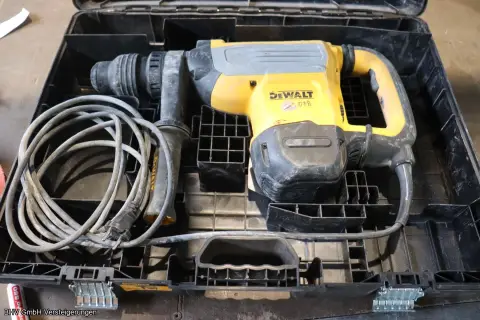 Комбінований перфоратор (у кейсі) DeWalt D25733-QS