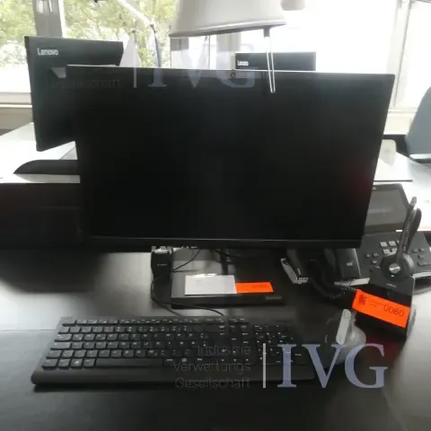 Sve-u-jednom računalo LENOVO 11LA