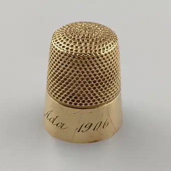 Guld fingerbøl - Carter, Gough & Co., Newark, New Jersey/USA, begyndelsen af 20. årh.