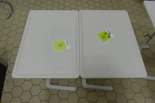 2x Vitra. - 笔记本电脑桌，高度可调