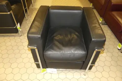 Cassina - Nojatuoli (dimensione-replika)