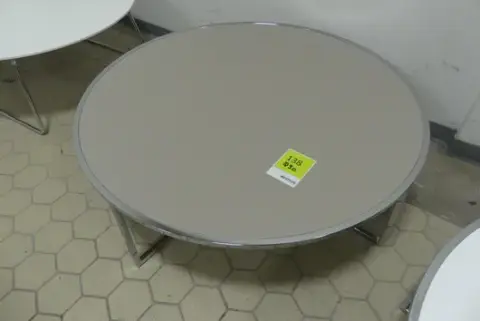 桌子