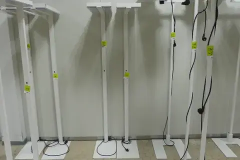 2件落地灯