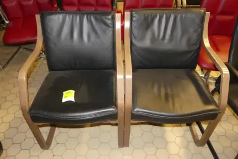 2x ArtCollection - vapaasti seisova tuoli, musta