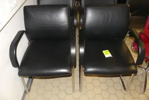 2x vapaasti seisova tuoli