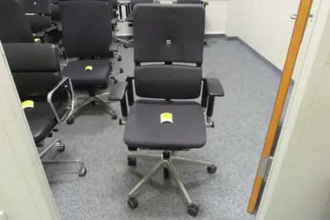 Steelcase - Kontorstol med hjul, svart/antrasitt