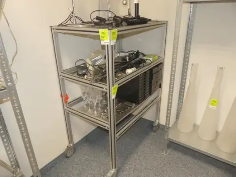 Profilkocsi, 3 szintes, tartalom nélkül