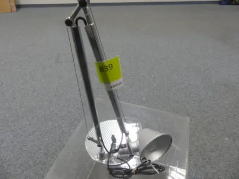 Artemide - 台灯