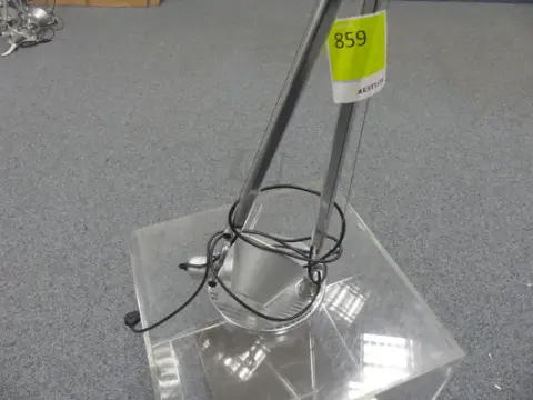 Artemide - 台灯