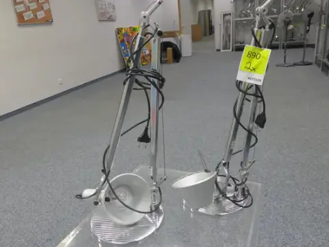 2件Artemide台灯