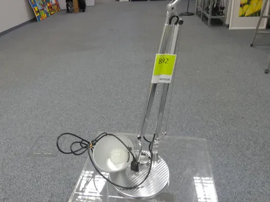 Artemide - Pöytävalaisin