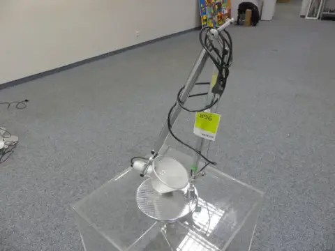 Artemide - 台灯