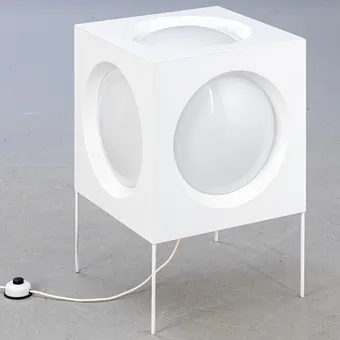 CARL MOOR. 'Cube' 落地灯 / 为 B.A.G. Turgi 制造的落地灯，1970年代。