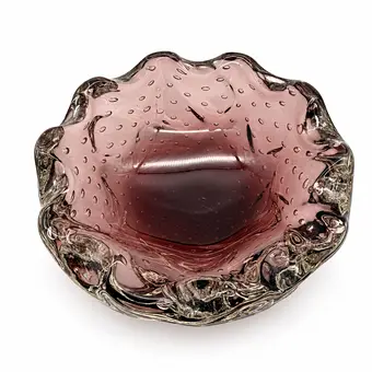 Murano cam kase, hava kabarcıklı, kırmızı-mor-ametist renkli, 1960–1970.