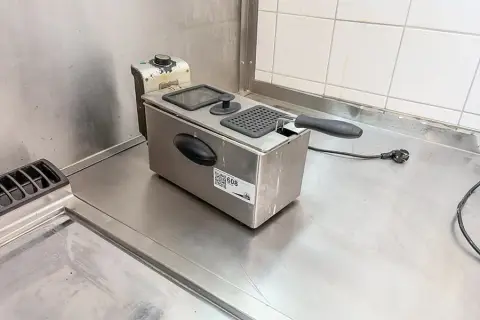 Електрофритюрниця CECOTEC CleanFry 3000 Full Inox