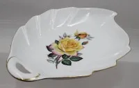 Bladskål, rosedekor, Rheinpfalz hardporselen, ca. 25 x 19 cm