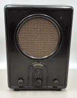 Volksempfänger VE 301 W in bakelite case, good visual condition, function not tested, H 39 cm, W 28 cm