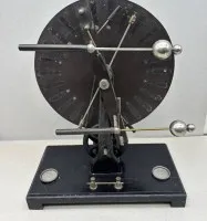 Influence machine around 1900, complete?, H 46 cm, base 36x19 cm