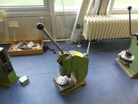 BURGER Handhebelpresse