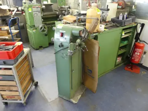 Affûteuse à burins de mécanique de précision