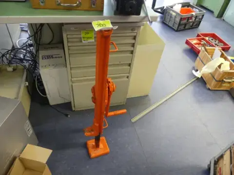 Cric à crémaillère en acier REMA 350