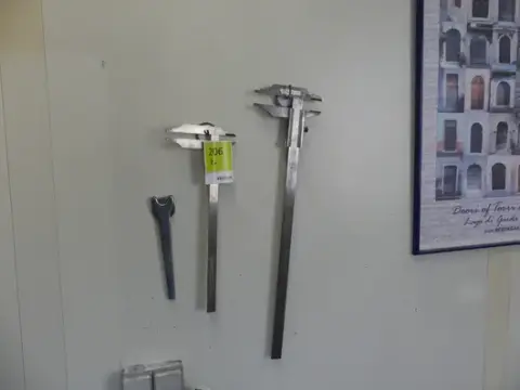 3x pieds à coulisse d'atelier
