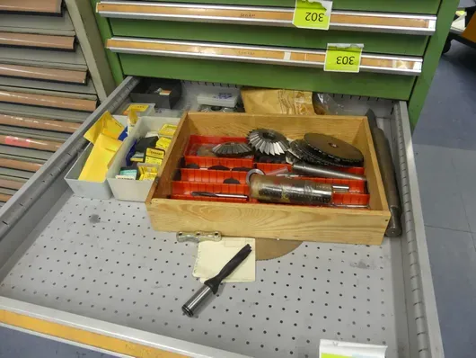 Lot d'outils de coupe et de fraisage