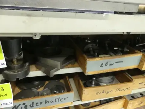 Konvolut Maschinenzubehör, Ersatzteile